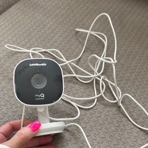 LiftMaster myQ Connected Security Camera